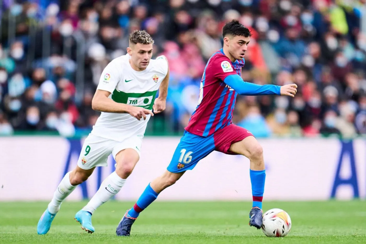 Phân tích kèo châu Á Elche vs Barcelona